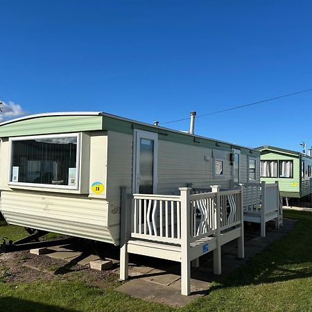 Baileys Caravan Sealands - Dog Friendly Ingoldmells Eksteriør billede